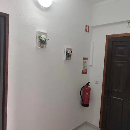 T2 Gil Vicente, Perto Da Dos Pescadores Apartamento