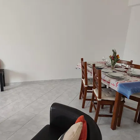 T2 Gil Vicente, Perto Da Dos Pescadores Apartamento *